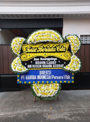 Papan Bunga Duka di Sidemen